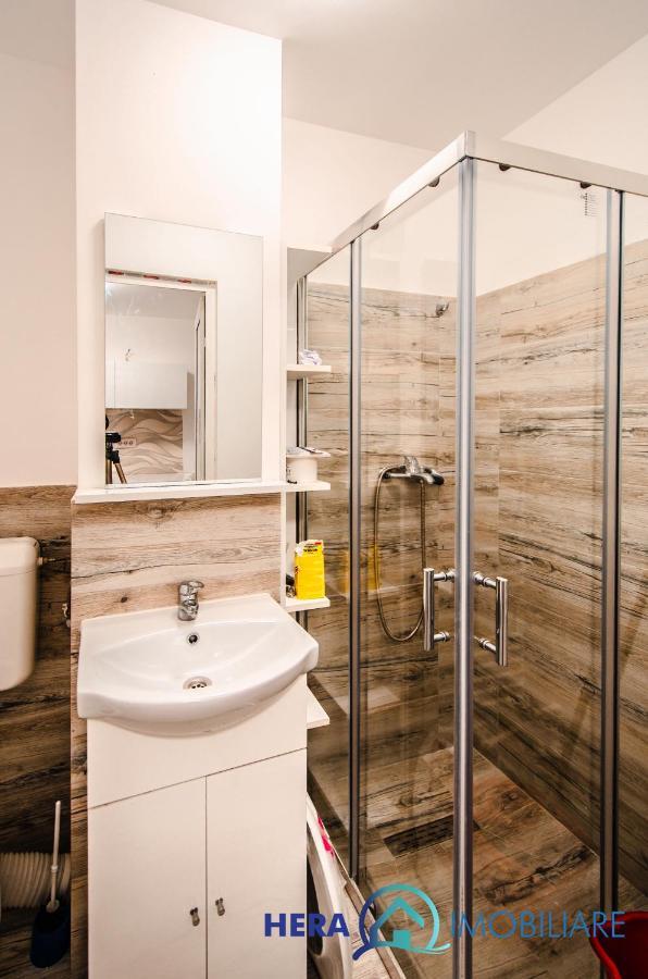 Apartament Cu O Camera Arad Dış mekan fotoğraf